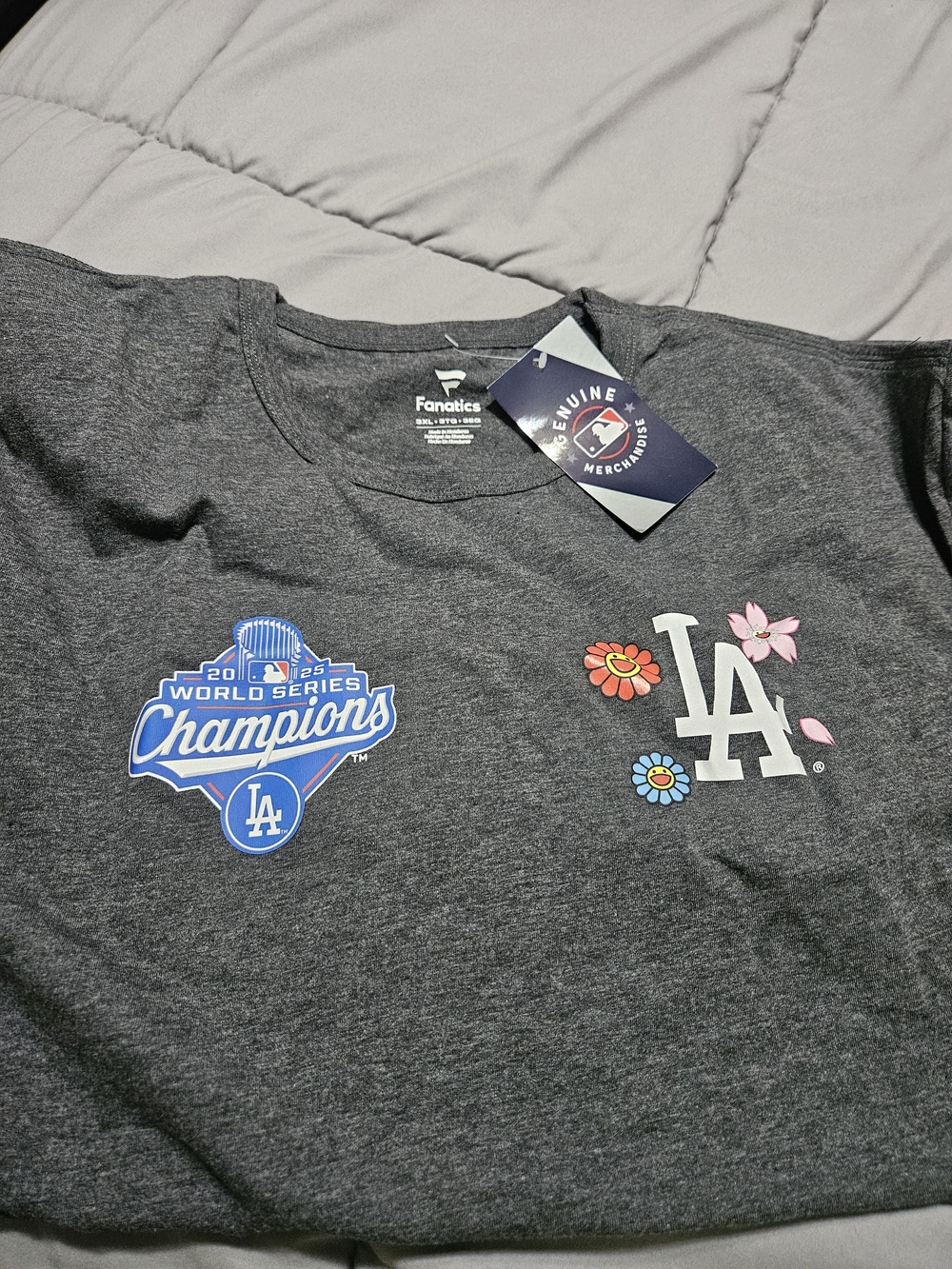 Fanatics LA Dodgers 2025 World Series Champions Gray Takashi Murakami Graphics